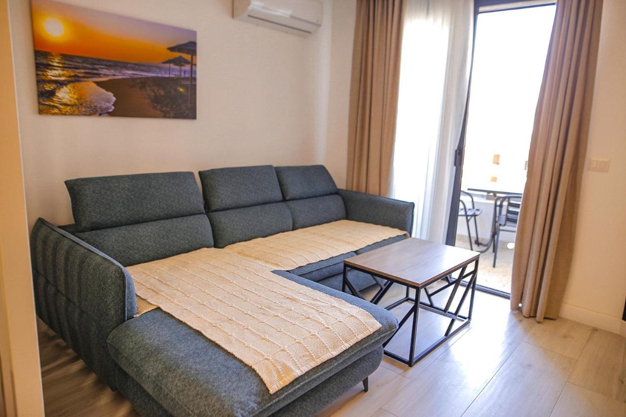 Apartment Allure