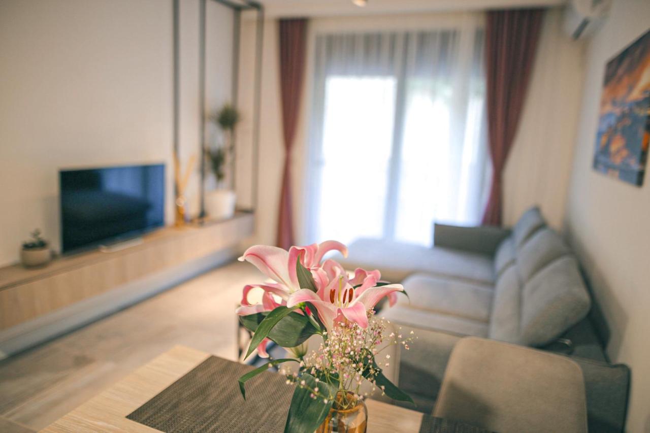Apartment Allure